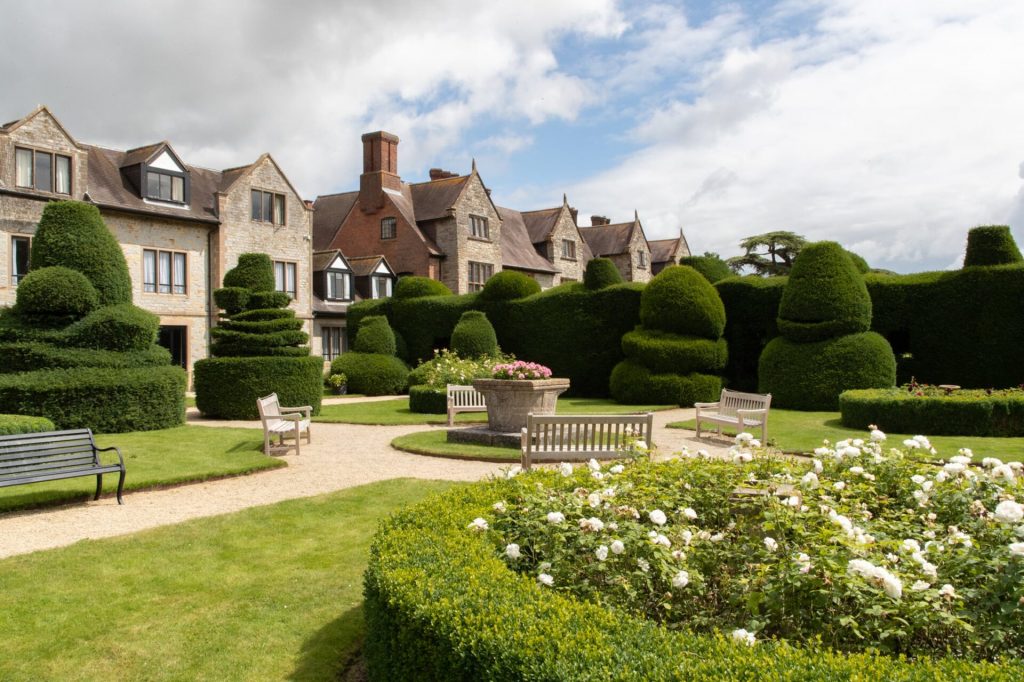 billesley-manor-country-house-hotel-spa-cotswolds-weddings (13)