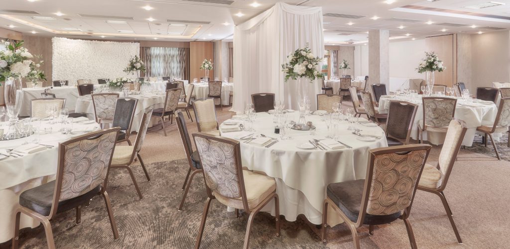 mallory-court-hotel-spa-warwick-leamington-wedding-venue-cotswolds-weddings (1)
