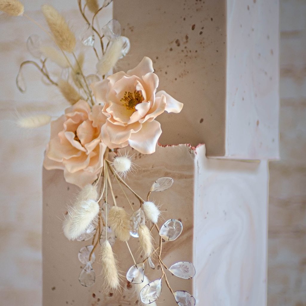 cotswold-cake-kitchen-wedding-cakes-cotswolds-weddings (5)