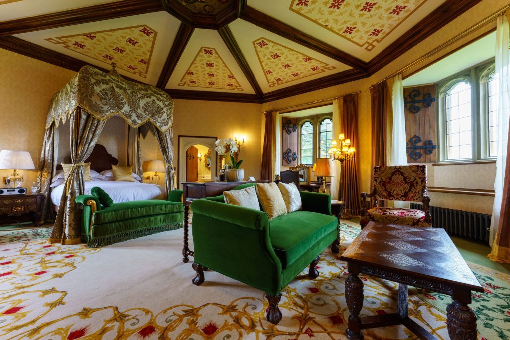 thornbury-castle-wedding-venue-cotswolds-weddings (1)