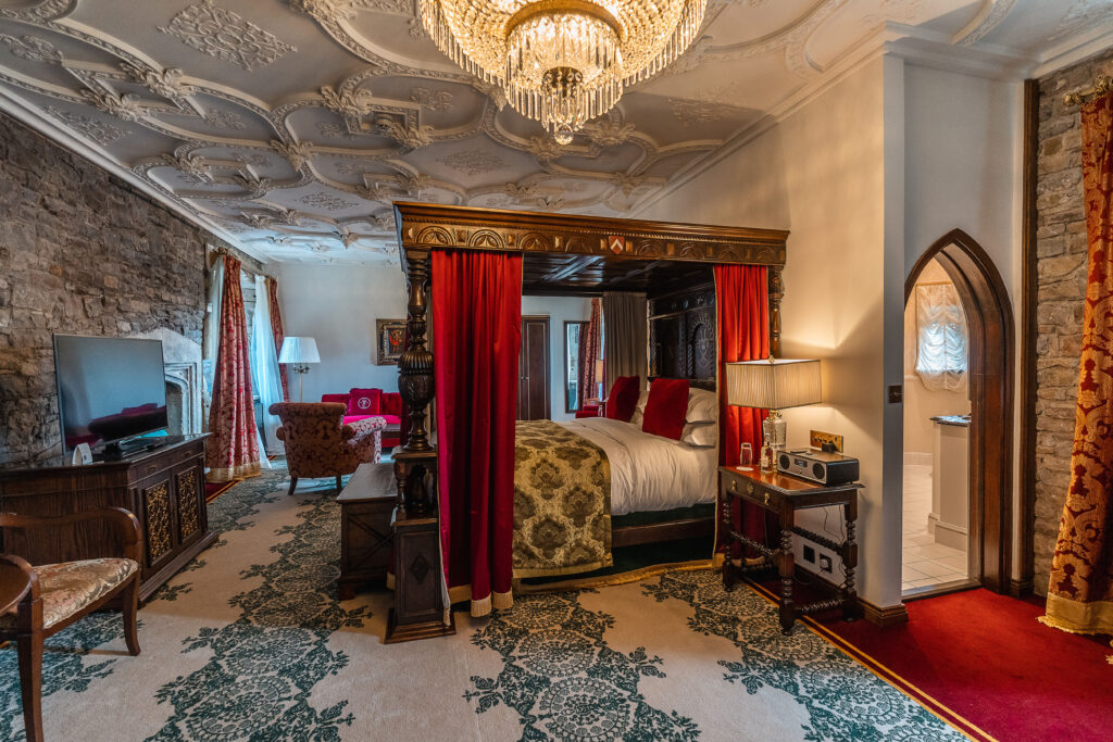 thornbury-castle-wedding-venue-cotswolds-weddings (15)