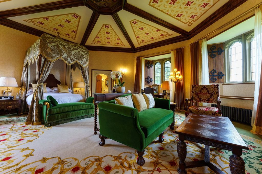 thornbury-castle-wedding-venue-cotswolds-weddings (5)