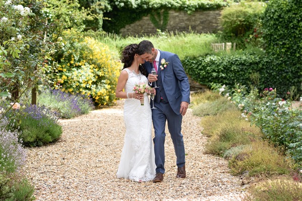 get-married at-minster-mill-cotswolds-weddings (3)