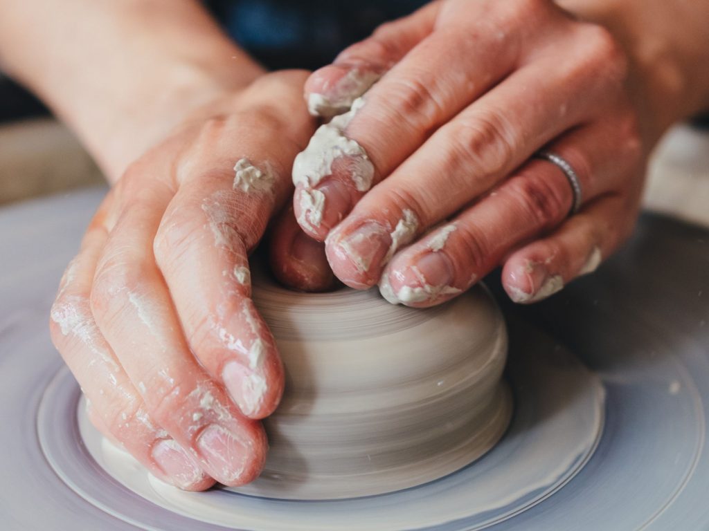 honeybourne-pottery-hen-party-cotswolds-weddings (9)