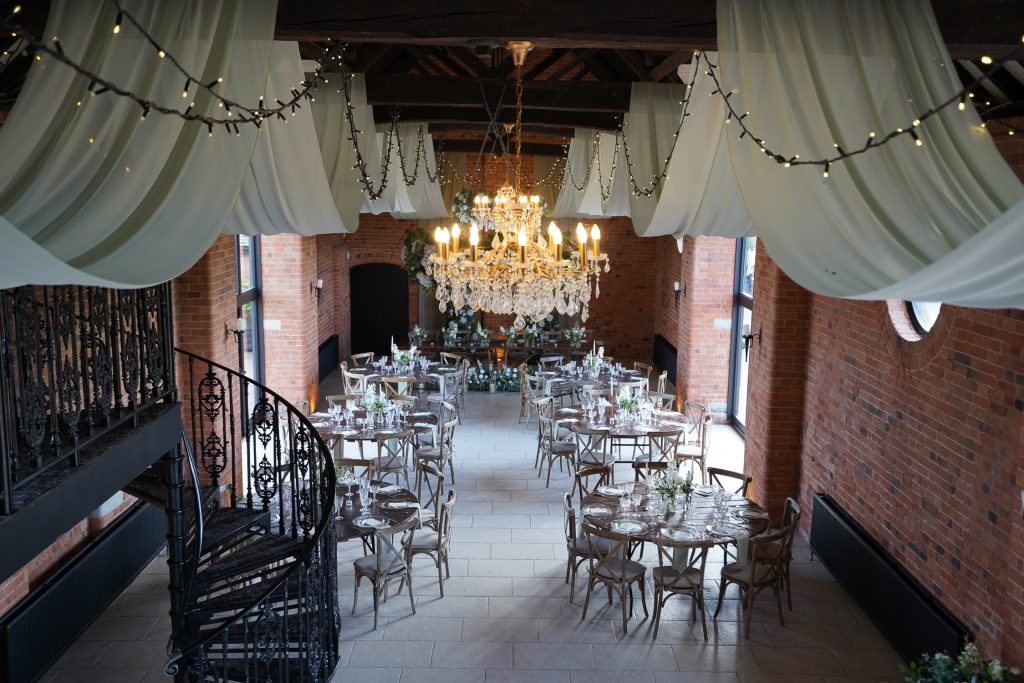 stratford-park-hotel-golf-club-stratford-upon-avon-cotswolds-weddings