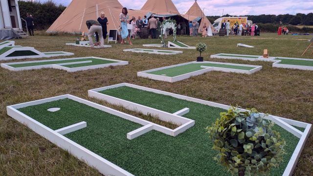 perfect-putts-wedding-event-hire-cotswolds-huddle (1)