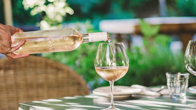 the-swan-inn-ascott-under-wychwood-cotswolds-weddings (5)