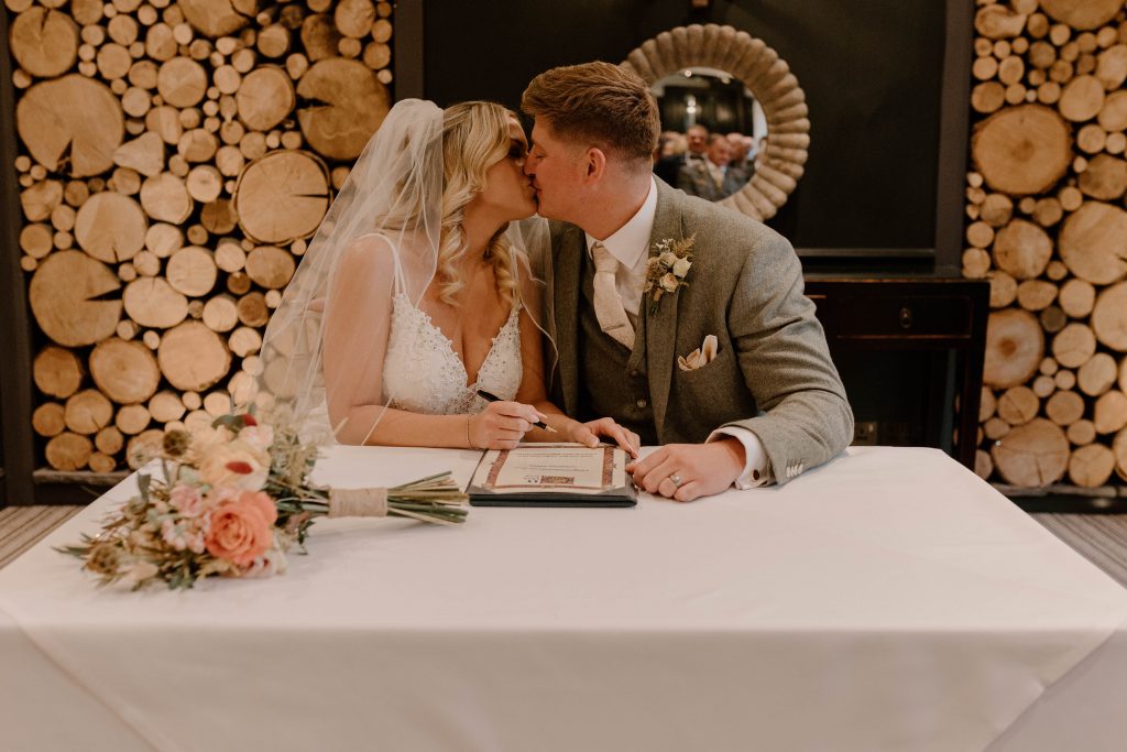 manor-house-hotel-moreton-in-marsh-cotswolds-weddings (13)