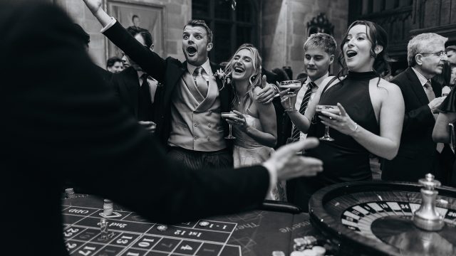 cocktails-by-andrej-cotswolds-weddings (8)