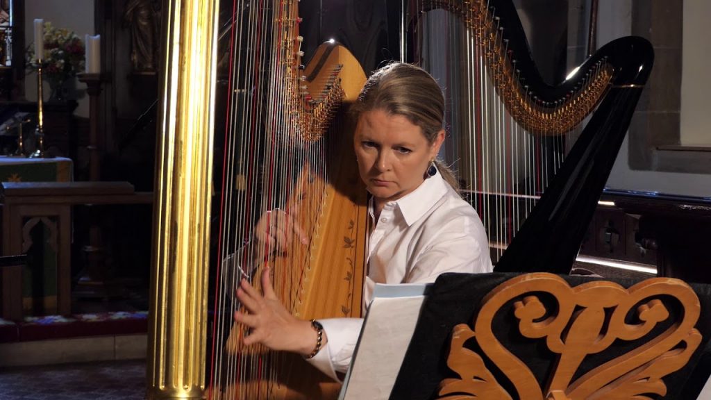 harpist-fiona-hosford-cotswolds-weddings (2)