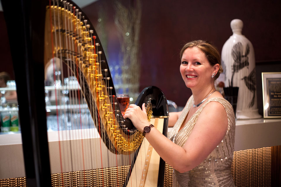 harpist-fiona-hosford-cotswolds-weddings (3)