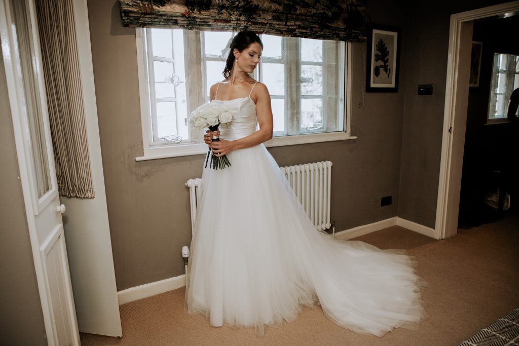 karolina-poznanska-make-up-artist-cotswolds-weddings (5)