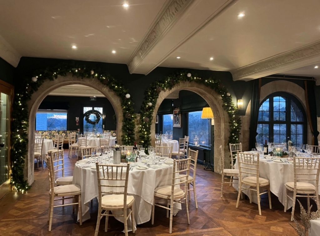 the-bear-of-rodborough-cotswolds-weddings (4)