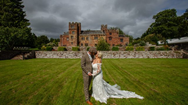 true-love-optics-wedding-photographer-cotswolds-weddings (4)