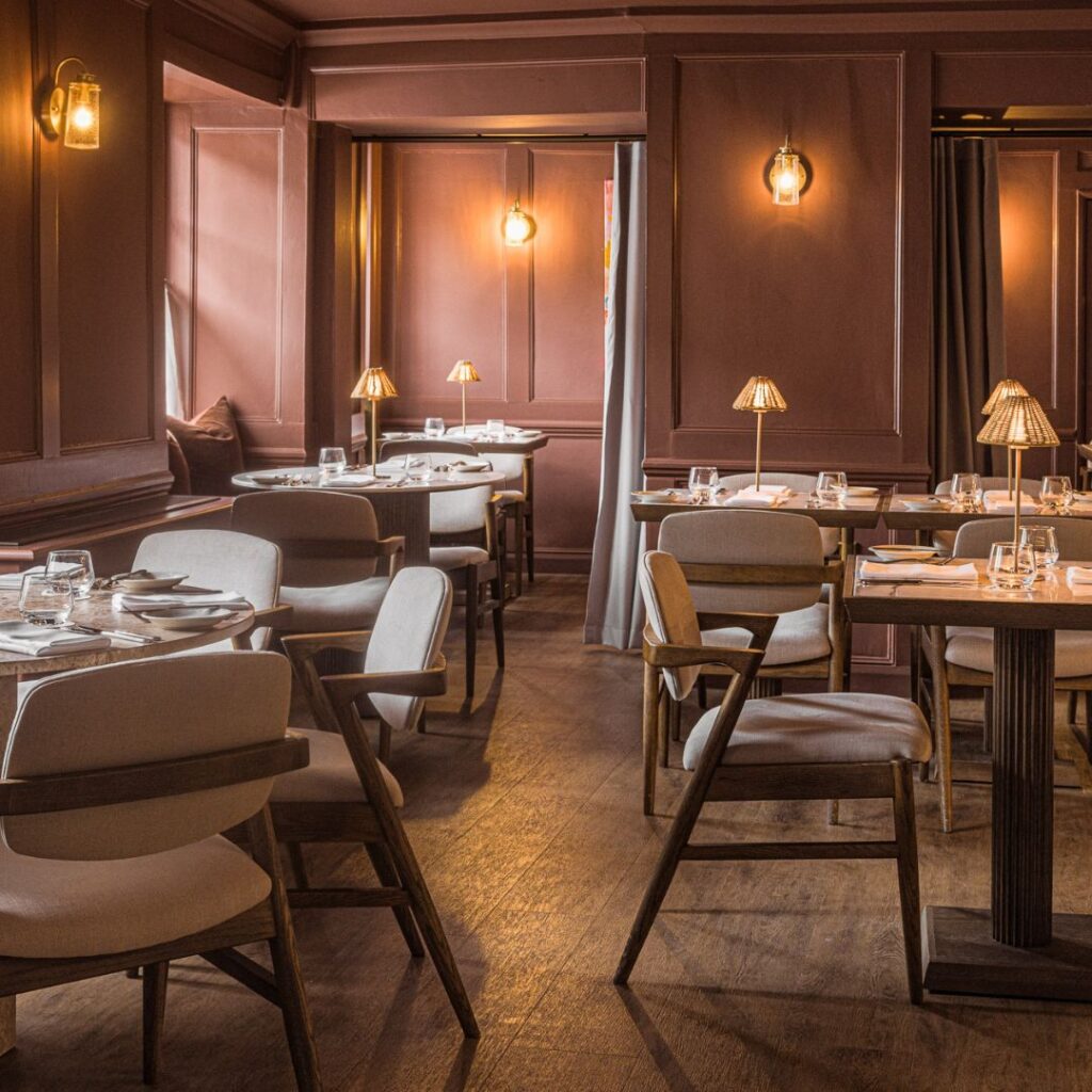 the-feathers-woodstock-oxfordshire-cotswolds-weddings (1)