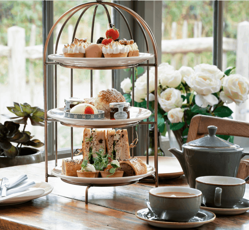 the-kings-head-cirencester-cotswolds-weddings (1)